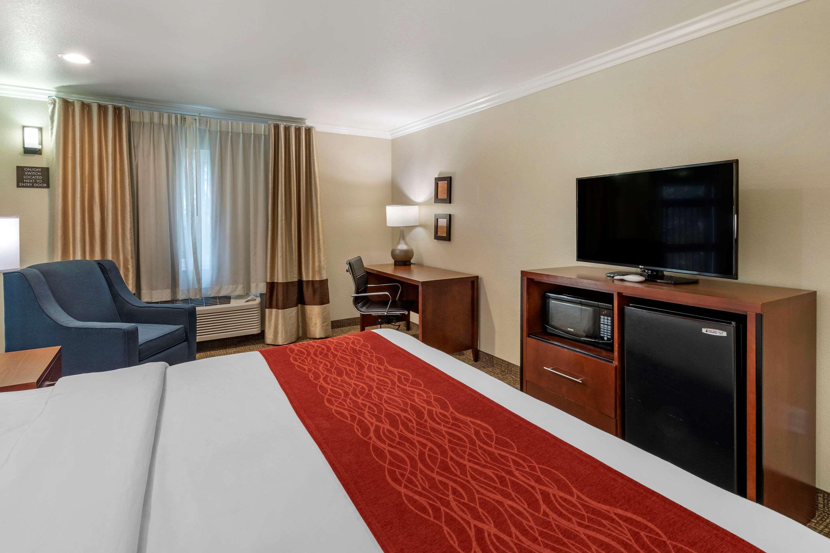 Comfort Inn Fontana Kültér fotó